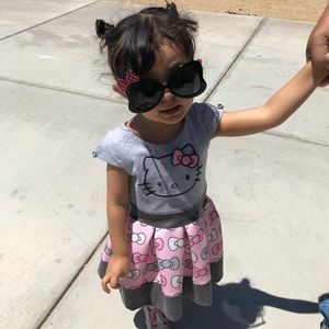 Meet your Posher, Edith